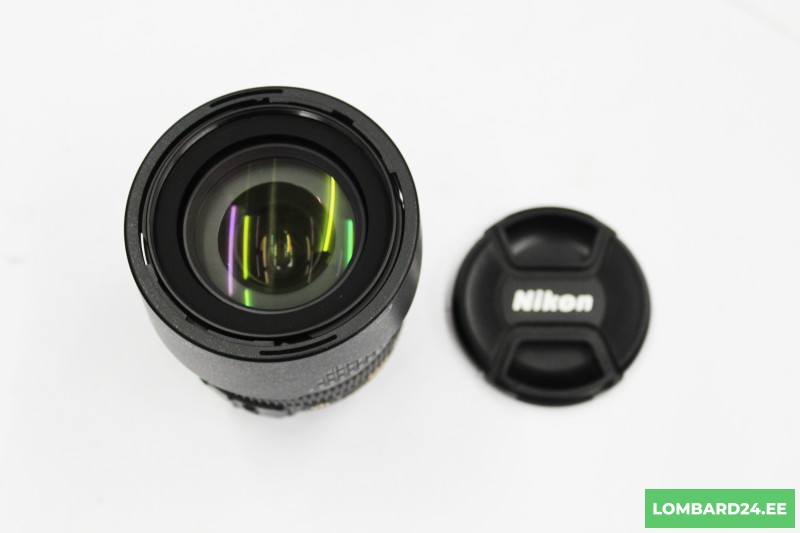 Nikon DX AF-S Nikkor 18-105mm