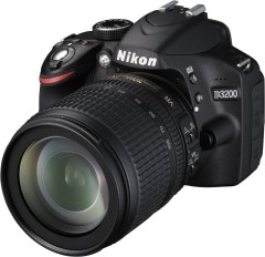 Nikon EOS D3200 + Nikon DX AF-S NIKKOR 18-55mm