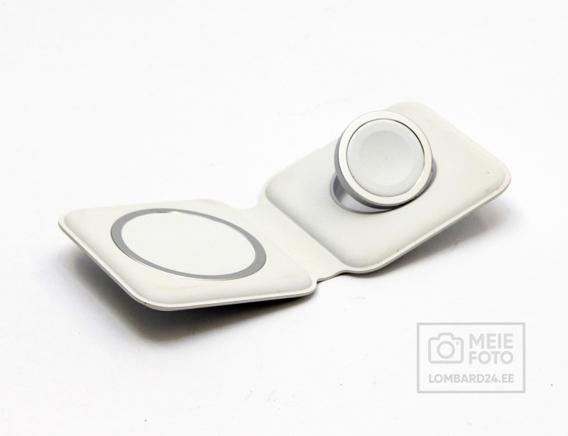 Apple MagSafe Duo Charger