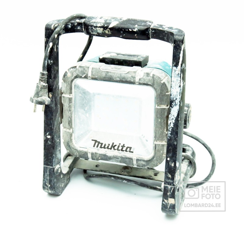 Makita DML805