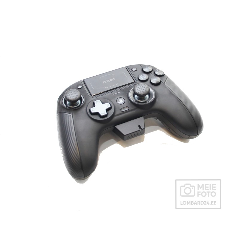 Nacon Revolution 5 Pro