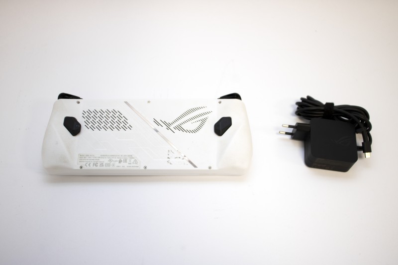 Asus Rog Ally Z1 Extreme