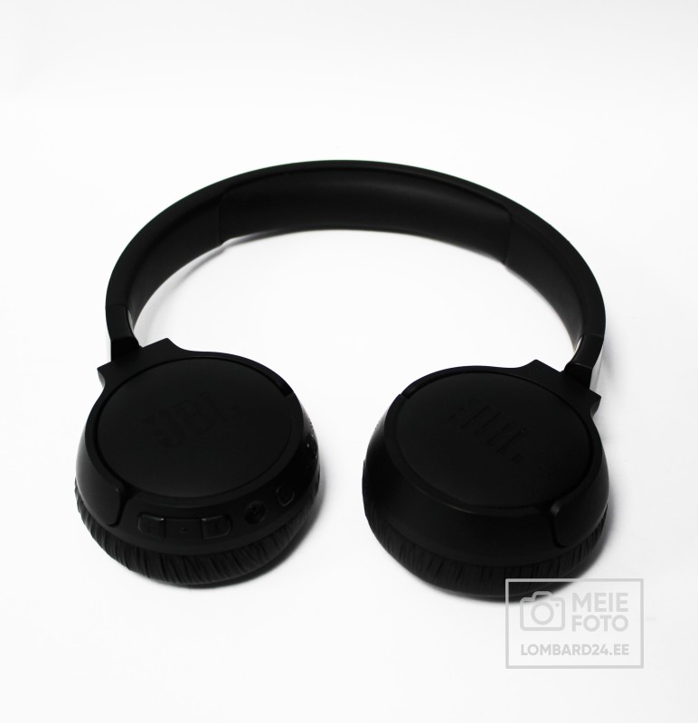 JBL Tune 670NC