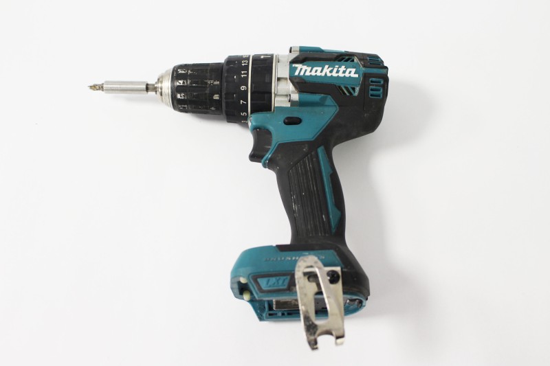 Makita DHP484