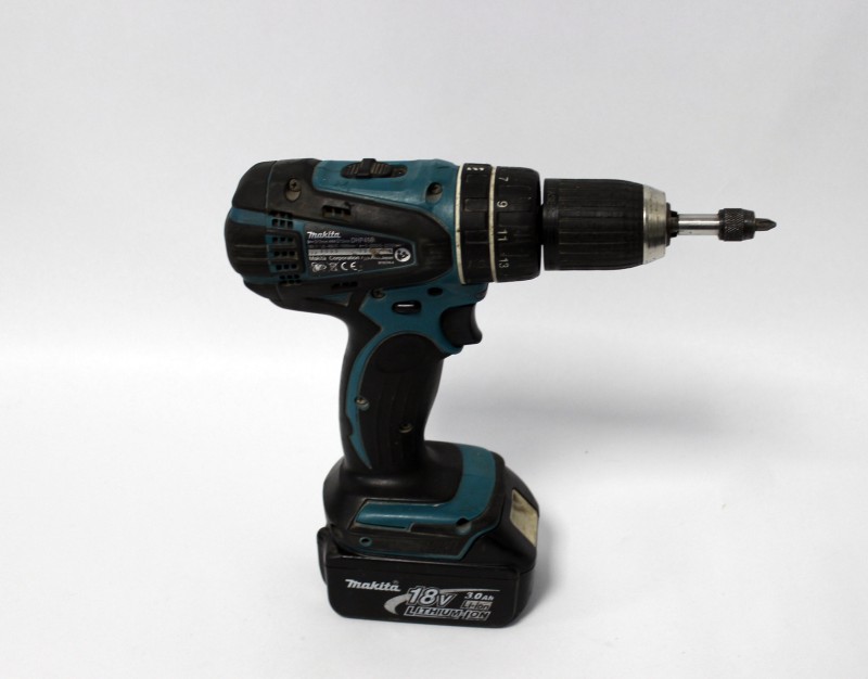 Makita DHP456+ 3.0Ah