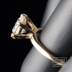 Kuldsõrmus teemandiga 1,07ct