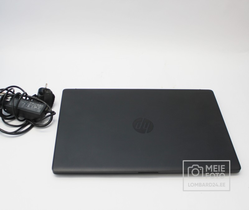 HP Laptop 17-CN0813NO