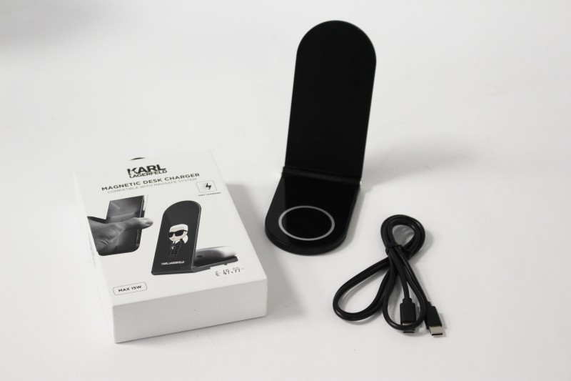 Karl Lagerfield Magnetic Desk Charger