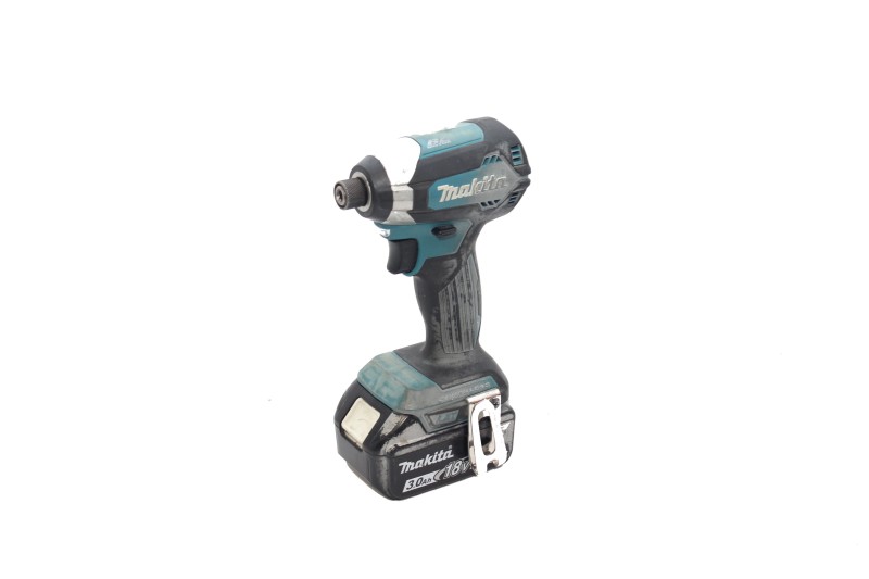 Makita DTD153 3,0Ah aku