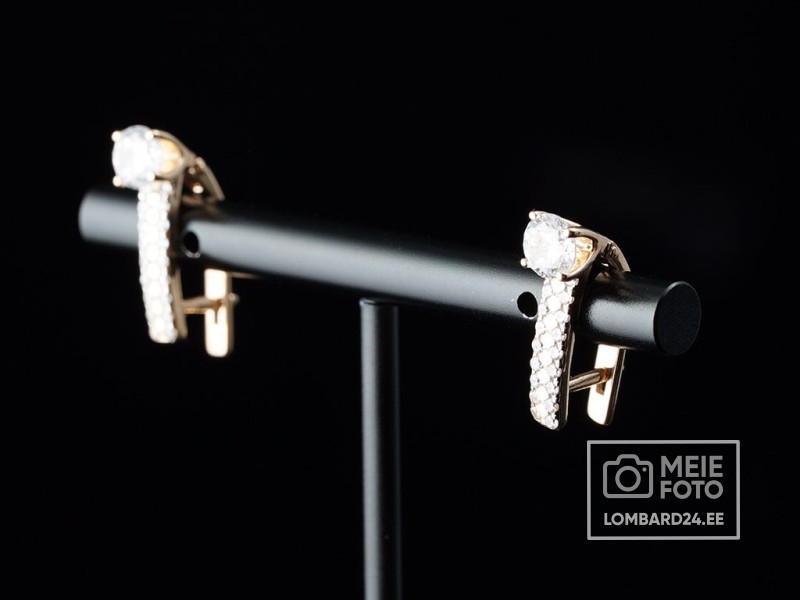 Kuldkõrvarõngad 3,07g