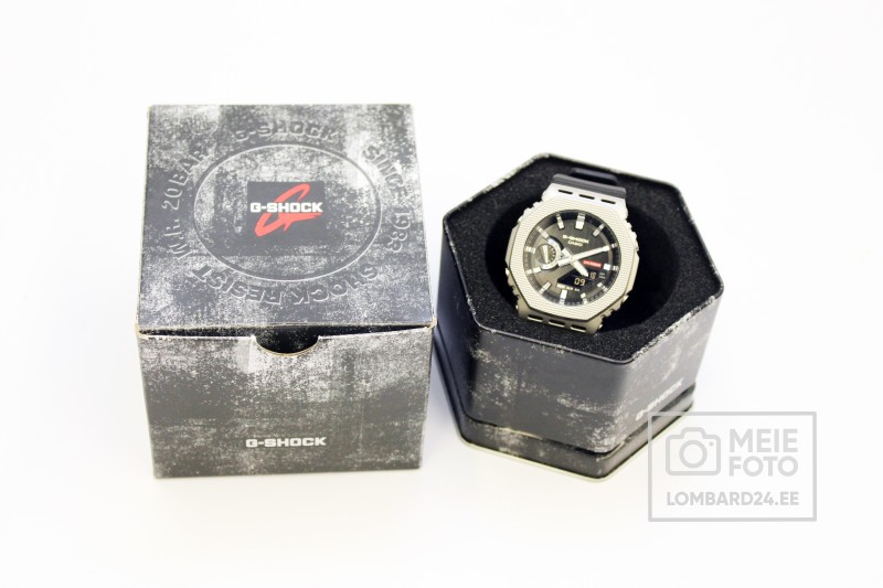 Casio G-Shock GM-2100