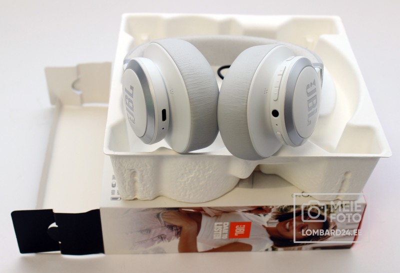 JBL Live 770NC