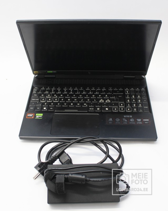 Acer Nitro 16 R7-8HS
