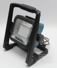 Makita DML805