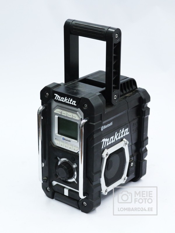 Makita DMR108