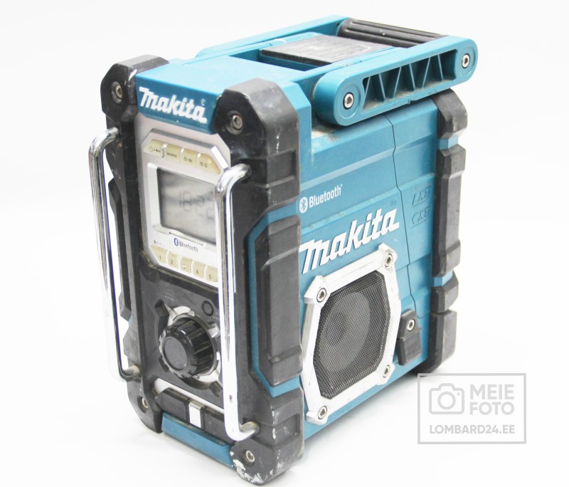 Makita DMR108