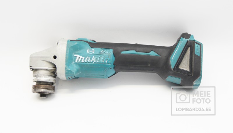 Makita DGA506