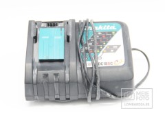 Makita DC18RC