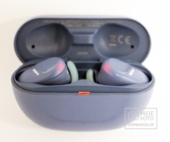 Sony WF-SP800N