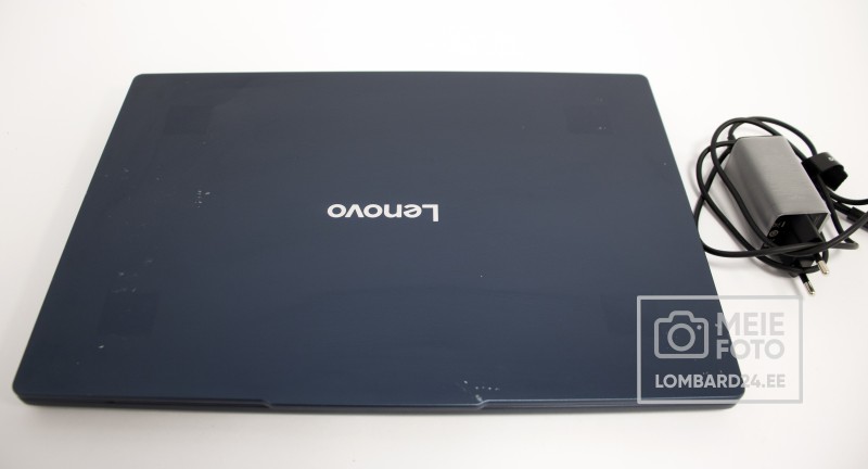 Lenovo Ideapad Slim 3 15IRU10