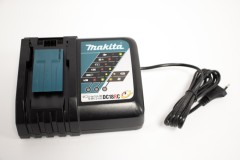 Makita DC18RC