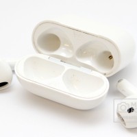 Apple AirPods 4 ANC