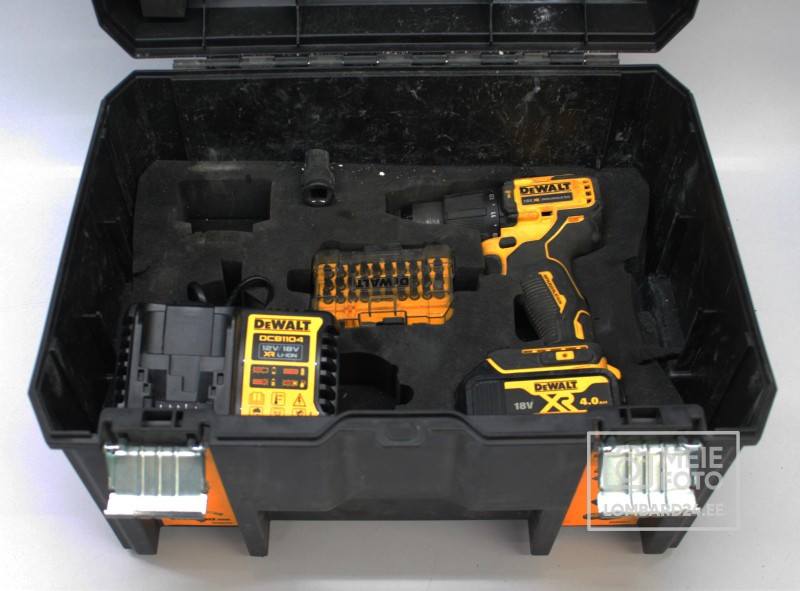 DeWalt DCD709 + 5.0Ah 18V Battery + DCB1104 Charger
