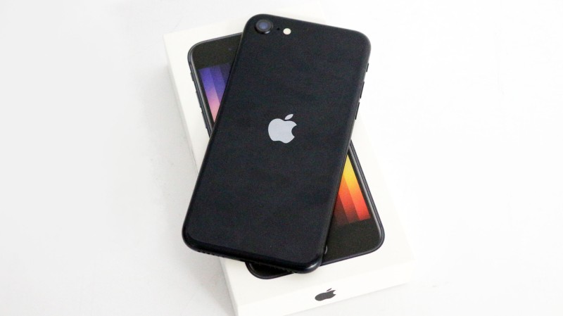 Mobiiltelefon iPhone SE 3 64GB