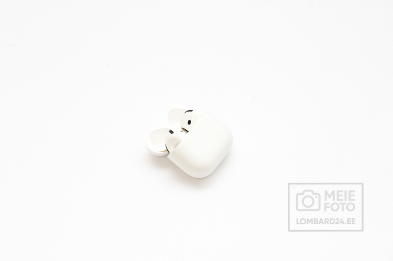 Apple AirPods 4
