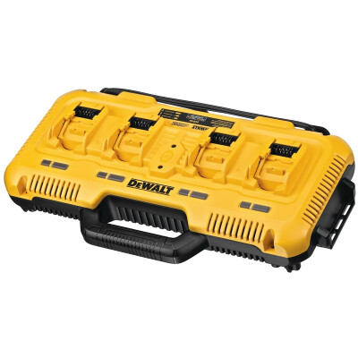 Laadija DeWalt DCB104 4-port 8A
